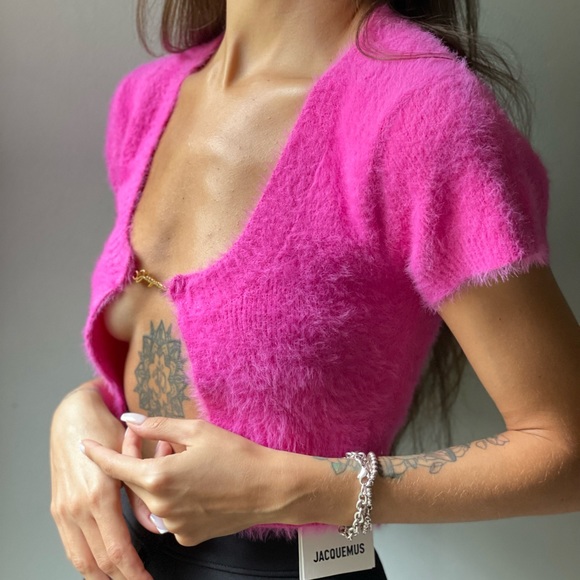 Jacquemus Pink ‘La Maille Neve’ Cropped Short Sleeved Cardigan NWT - Picture 2 of 9